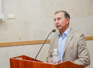 `Дотримання